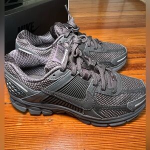 Nike Zoom Vomero 5M/ 6.5W